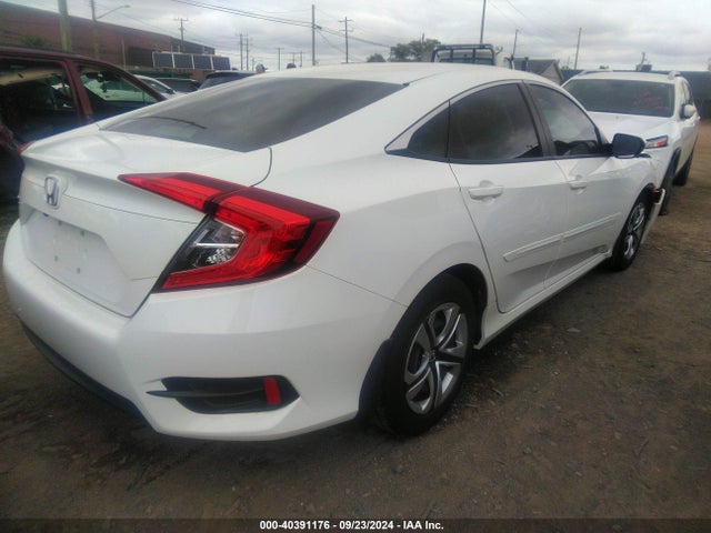 Honda Civic Lx 2018 2HGFC2F55JH502386 Image 4