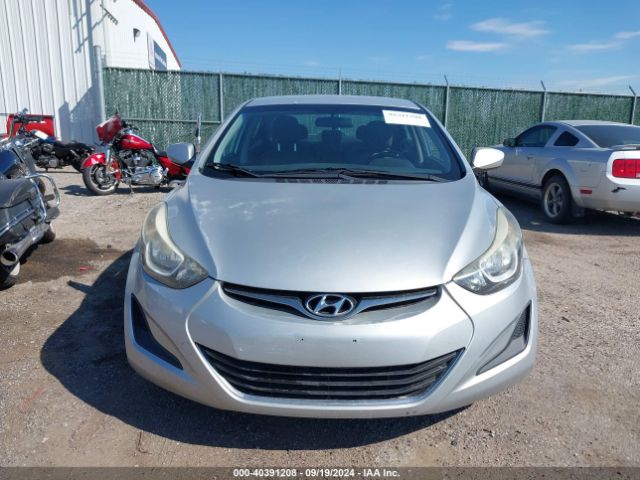 5NPDH4AE2GH776476 Hyundai ELANTRA SE