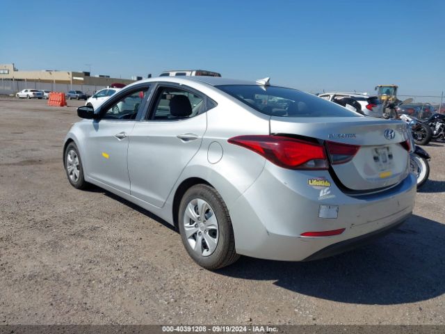 5NPDH4AE2GH776476 Hyundai ELANTRA SE