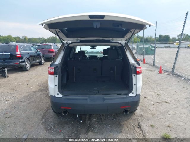 1GNERGKW2LJ110141 Chevrolet Traverse Fwd Lt Cloth