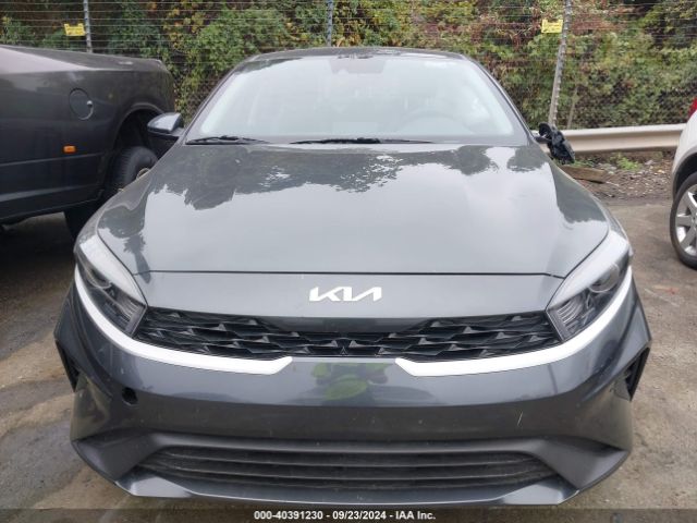 3KPF24AD2PE646526 KIA FORTE LX