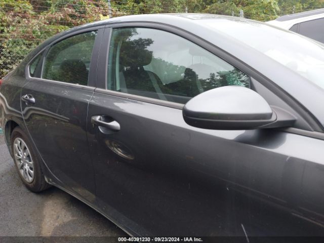 3KPF24AD2PE646526 KIA FORTE LX