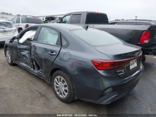 3KPF24AD2PE646526 KIA FORTE LX