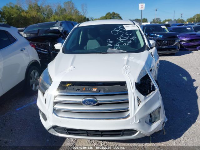 1FMCU9GD8HUB82626 Ford ESCAPE SE