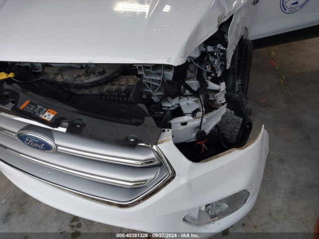 1FMCU9GD8HUB82626 Ford ESCAPE SE