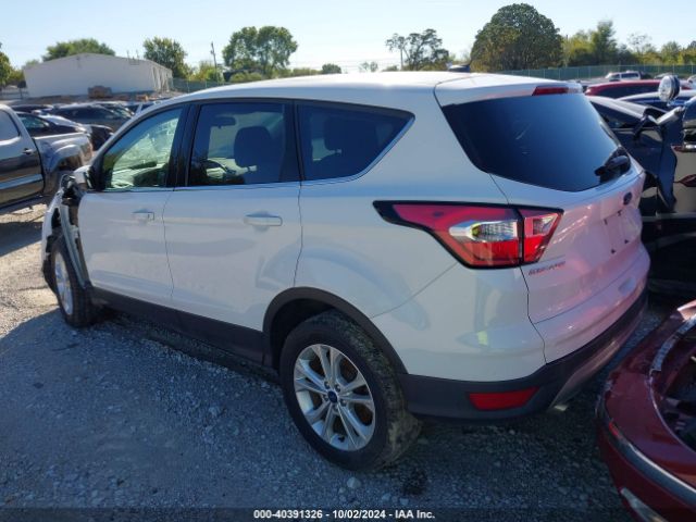 1FMCU9GD8HUB82626 Ford ESCAPE SE