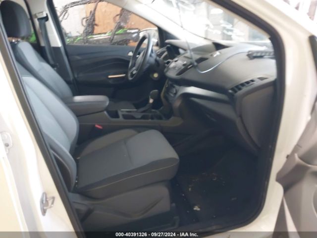 1FMCU9GD8HUB82626 Ford ESCAPE SE