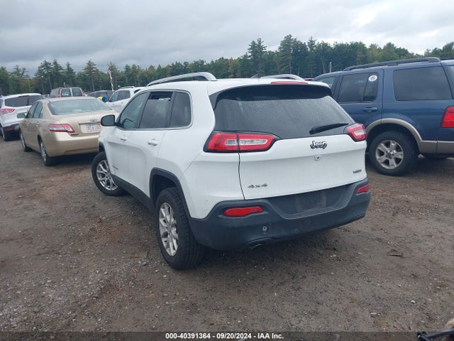 1C4PJMCB7HW633359 Jeep Cherokee Latitude 4x4