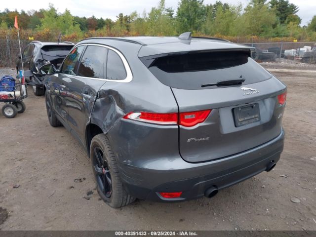 SADCJ2FX1KA368697 Jaguar F-pace 25t Premium