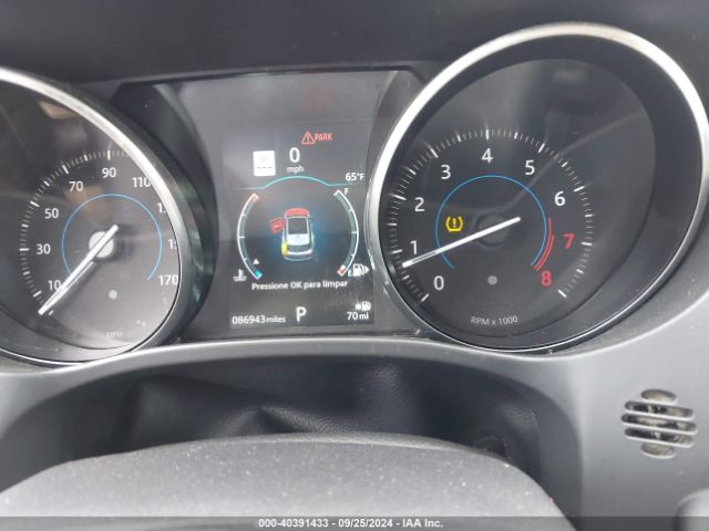 SADCJ2FX1KA368697 Jaguar F-pace 25t Premium