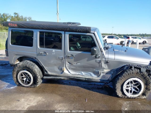 1C4BJWEG3FL645165 Jeep Wrangler Unlimited Sahara