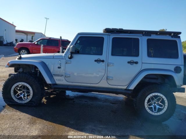 1C4BJWEG3FL645165 Jeep Wrangler Unlimited Sahara