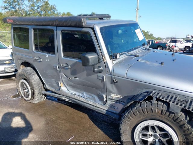 1C4BJWEG3FL645165 Jeep Wrangler Unlimited Sahara