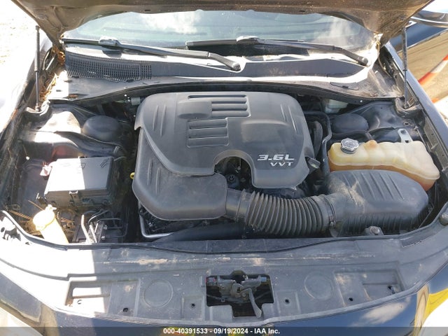 2C3CCAEG9EH378728 Chrysler 300C
