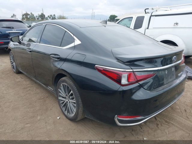 58ADA1C14NU026534 Lexus ES 300H