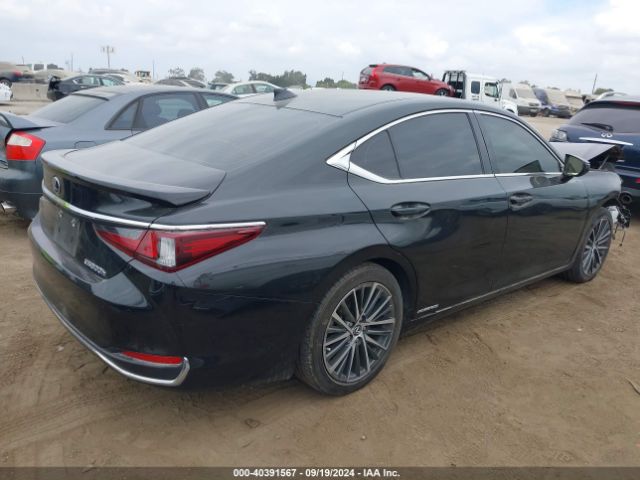 58ADA1C14NU026534 Lexus ES 300H