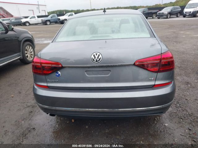 1VWAT7A30HC028966 Volkswagen Passat 1.8t S