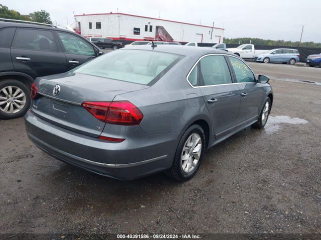 1VWAT7A30HC028966 Volkswagen Passat 1.8t S