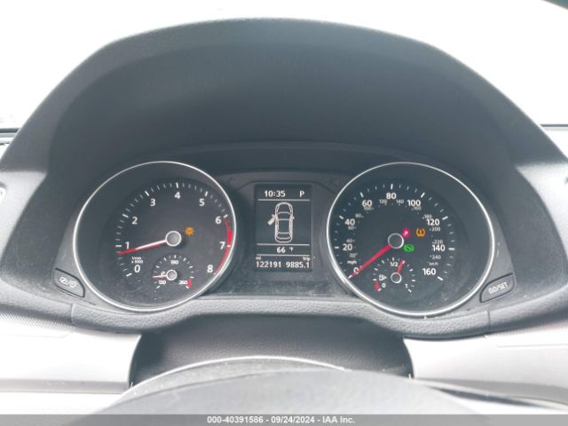 1VWAT7A30HC028966 Volkswagen Passat 1.8t S