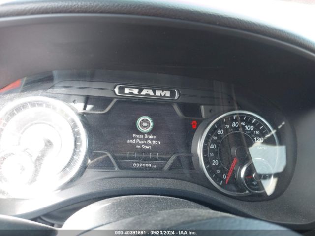 1C6RREFM3NN152568 RAM 1500 Big Horn  4x2 5'7 Box