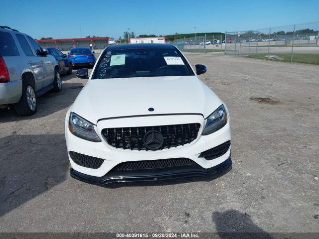 55SWF4JB1GU134204 Mercedes-Benz C 300 Luxury/sport