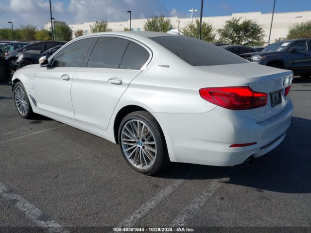 WBAJA9C57KB393772 BMW 530e Iperformance