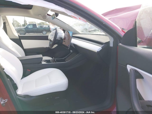 2021 TESLA MODEL Y 5YJYGDEEXMF092025 Photo 4