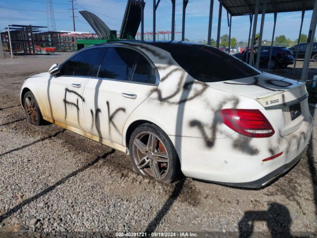 WDDZF4JB7HA124386 Mercedes-Benz E 300