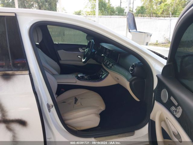 WDDZF4JB7HA124386 Mercedes-Benz E 300