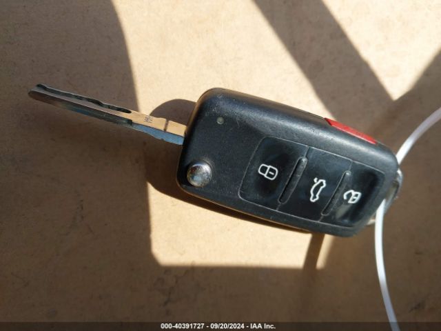 WVGAV3AX5EW042442 Volkswagen TIGUAN SE