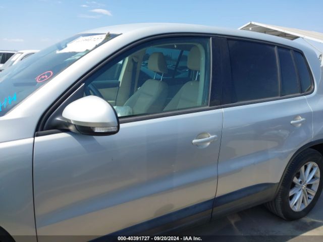 WVGAV3AX5EW042442 Volkswagen TIGUAN SE