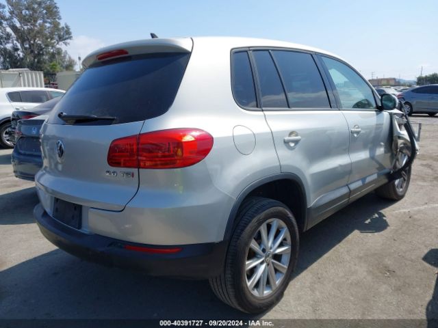 WVGAV3AX5EW042442 Volkswagen TIGUAN SE