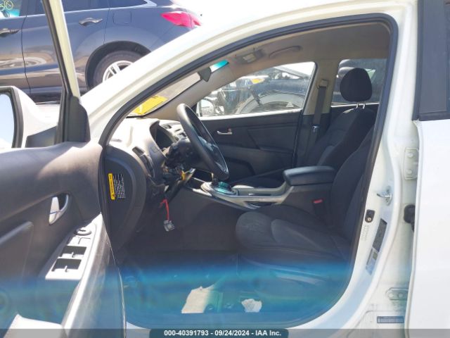 KNDPB3AC6F7793744 KIA Sportage Lx