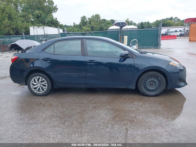 Toyota COROLLA LE 2018 2T1BURHE1JC092342 Image 13