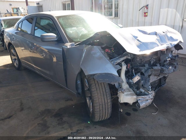 2C3CDXHG3JH215997 Dodge Charger Sxt Plus Rwd