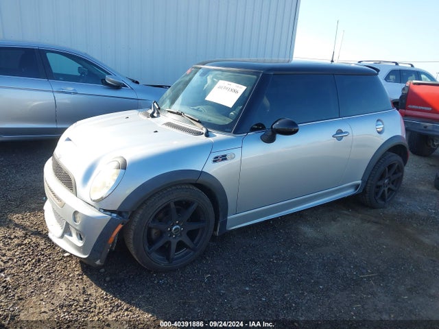 2004 MINI COOPER S WMWRE33454TD89151 Photo 1
