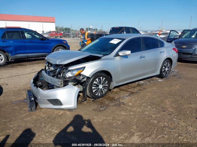 1N4AL3AP0HC480209 Nissan Altima 2.5 S