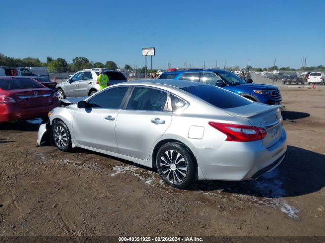 1N4AL3AP0HC480209 Nissan Altima 2.5 S