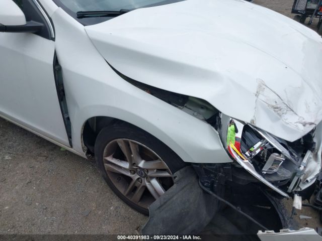 YV126MFK7F1342212 Volvo S60 T5 Premier