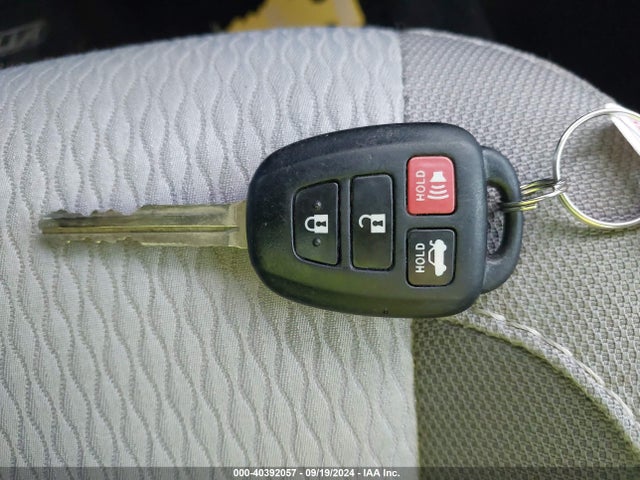 Toyota COROLLA LE 2018 2T1BURHE1JC029077 Image 11