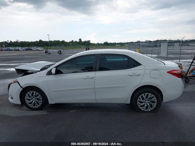 Toyota COROLLA LE 2018 2T1BURHE1JC029077 Image 14
