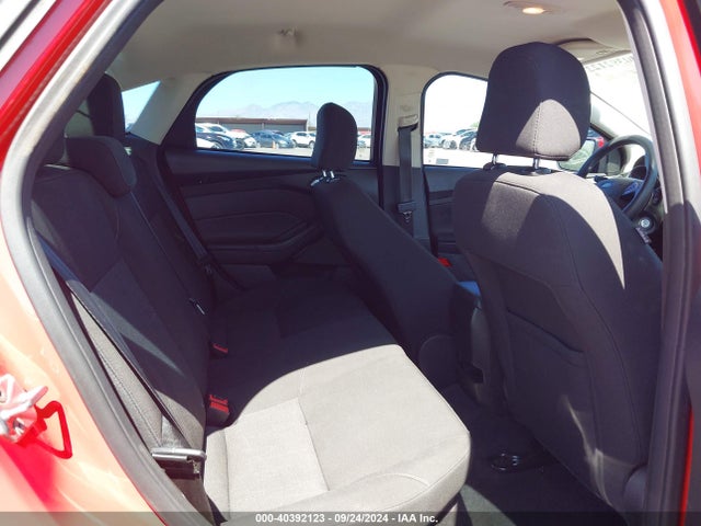Ford FOCUS SE 2016 1FADP3FE6GL263058 Image 8