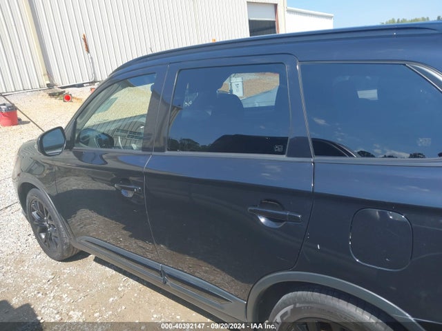 Mitsubishi Outlander Le 2018 JA4AD3A38JZ019664 Image 15
