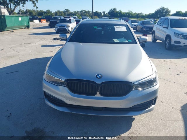WBAJE5C53JWA96747 BMW 540I