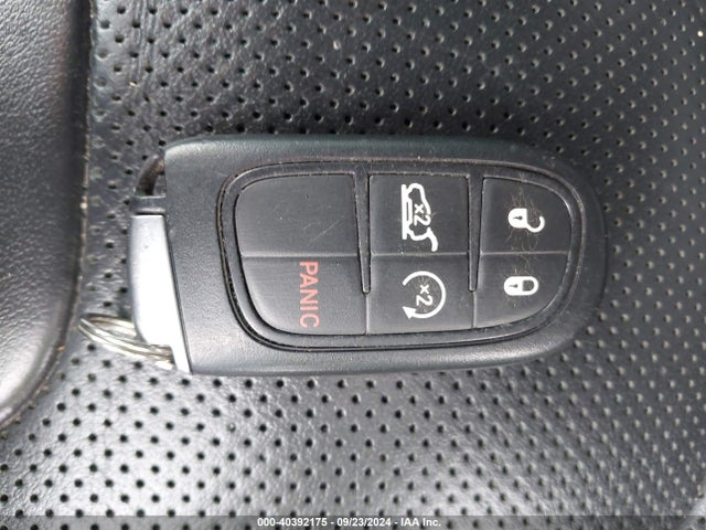 1C4PJMDXXKD133046 Jeep Cherokee Limited 4x4