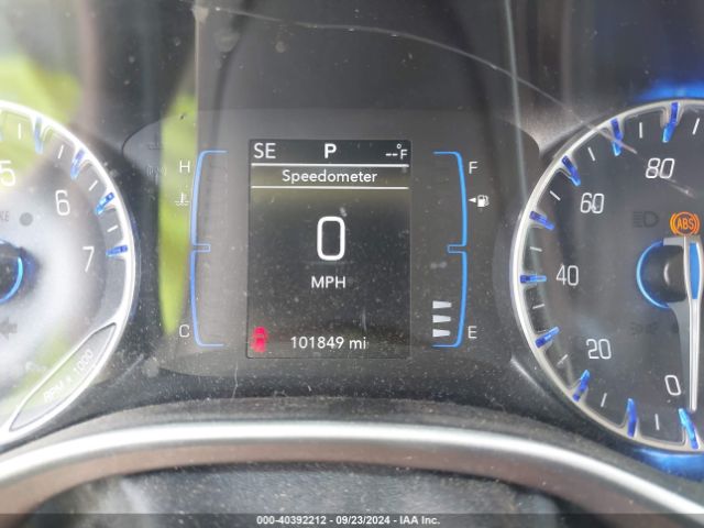 2C4RC1DG5LR260738 Chrysler Voyager Lxi