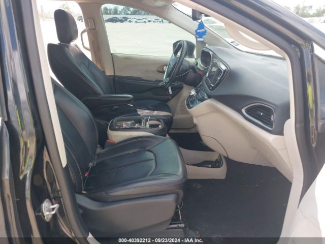 2C4RC1DG5LR260738 Chrysler Voyager Lxi