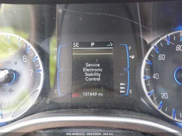 2C4RC1DG5LR260738 Chrysler Voyager Lxi