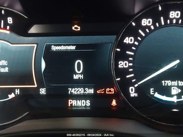 5LMCJ2C9XHUL35716 Lincoln MKC SELECT