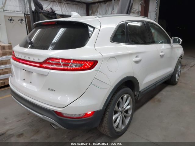 5LMCJ2C9XHUL35716 Lincoln MKC SELECT